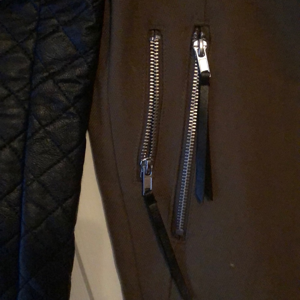 Jacket - Picture 3 of 3